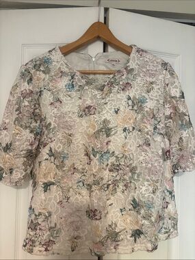 Nanette Lepore White Floral Lace Embroidered Short Sleeve Blouse. Size XL Euc.